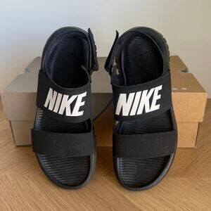 Nike Tanjun Black Women Slingback Ankle Strap Footbed Slide - Sz 6